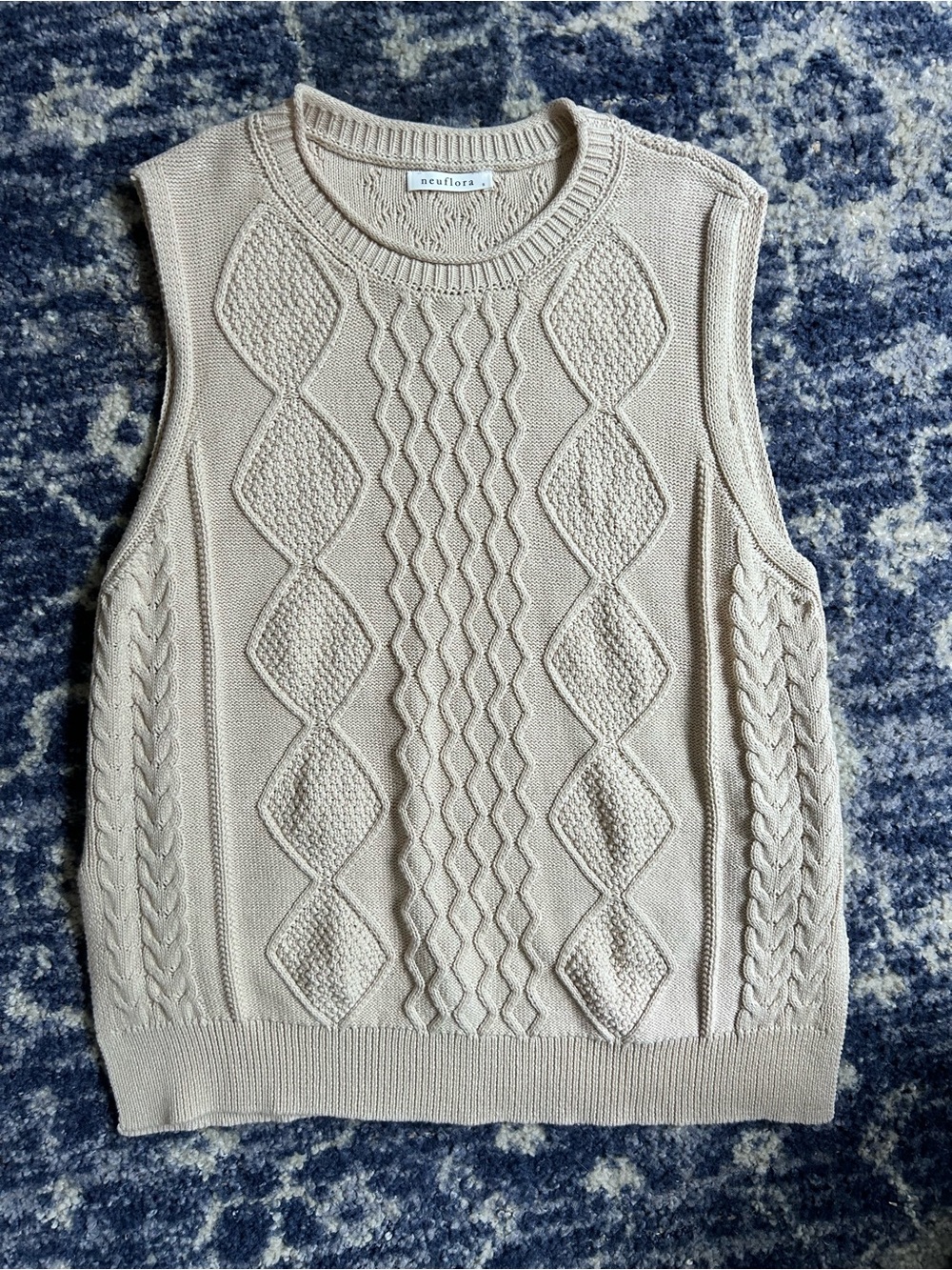 Neuflora Cream Cable Knit Sweater Vest
